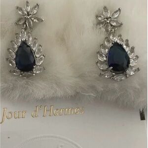 Luxurious Stargazer Blue Teardrop Earrings 14k